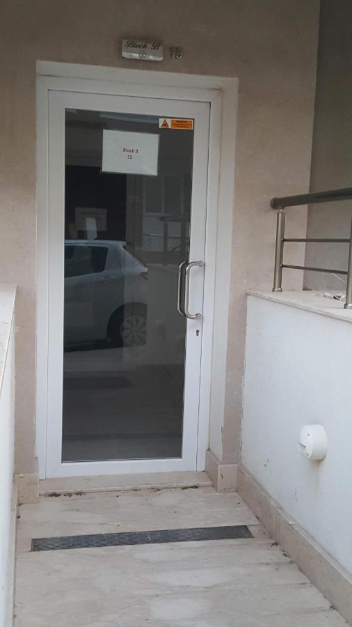 The Carobs Appartement Marsaskala Buitenkant foto